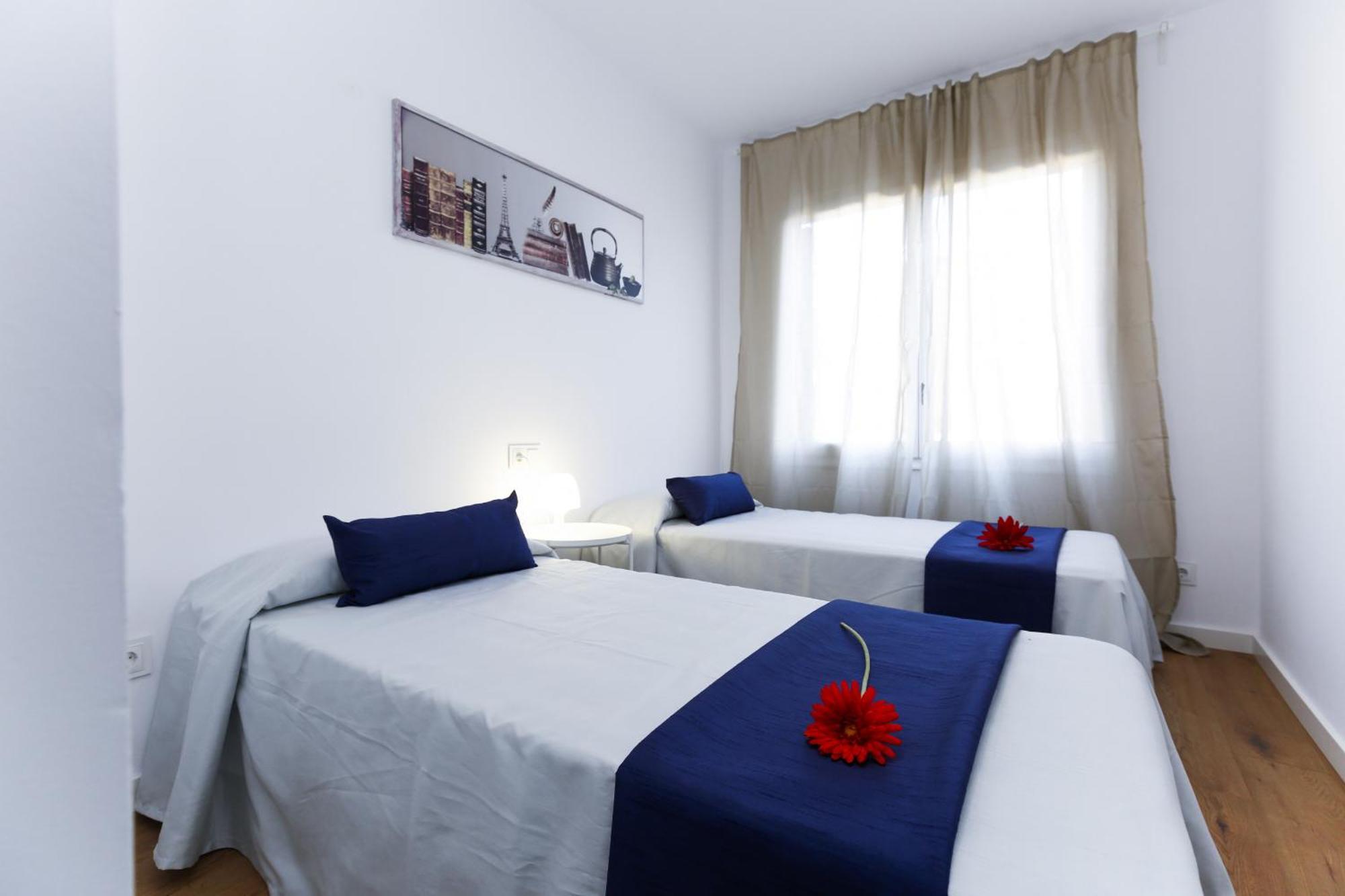 New Queens 1B Planetcostadorada Salou Bagian luar foto