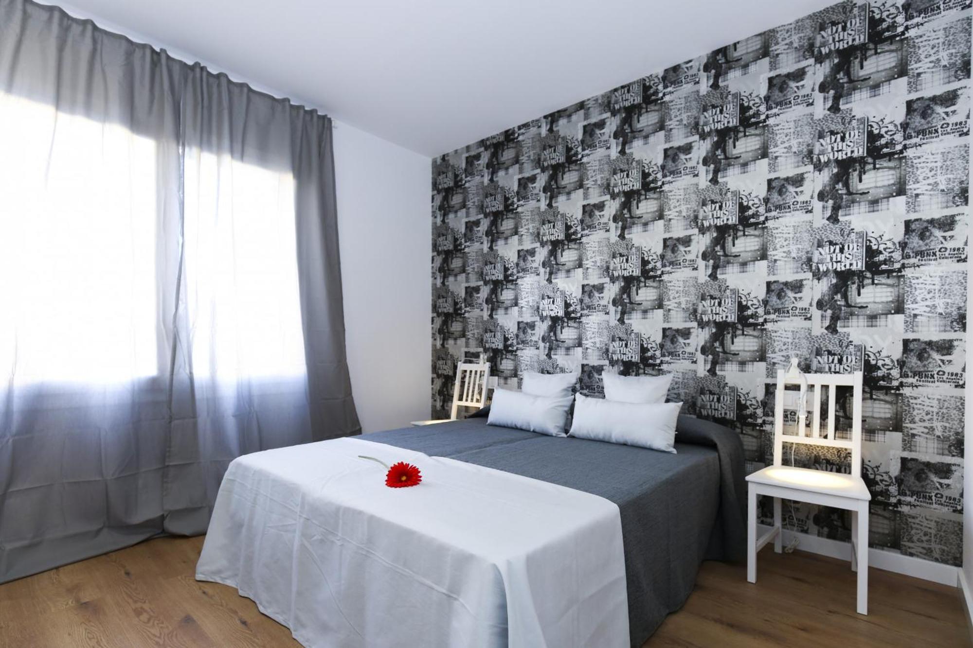 New Queens 1B Planetcostadorada Salou Bagian luar foto